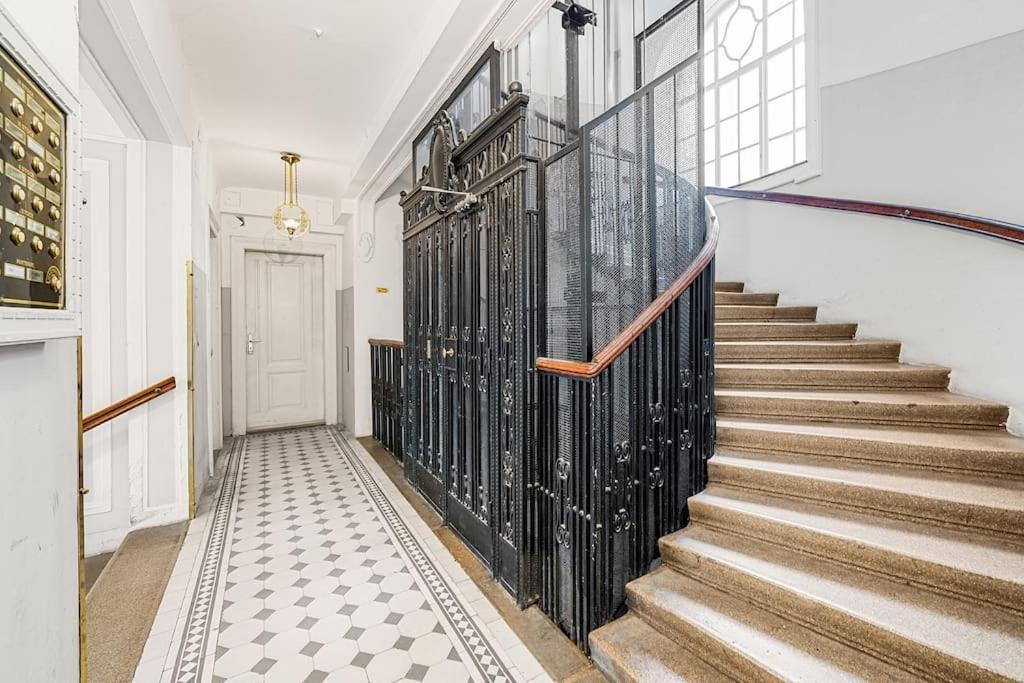 Designer Penthouse With Balcony Lejlighed Wien Eksteriør billede